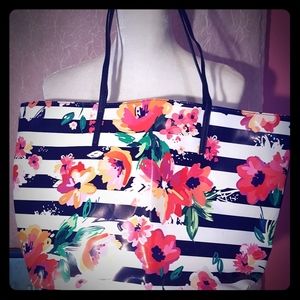 HOSTESS PICK Macy's Purse / Tote Bag!